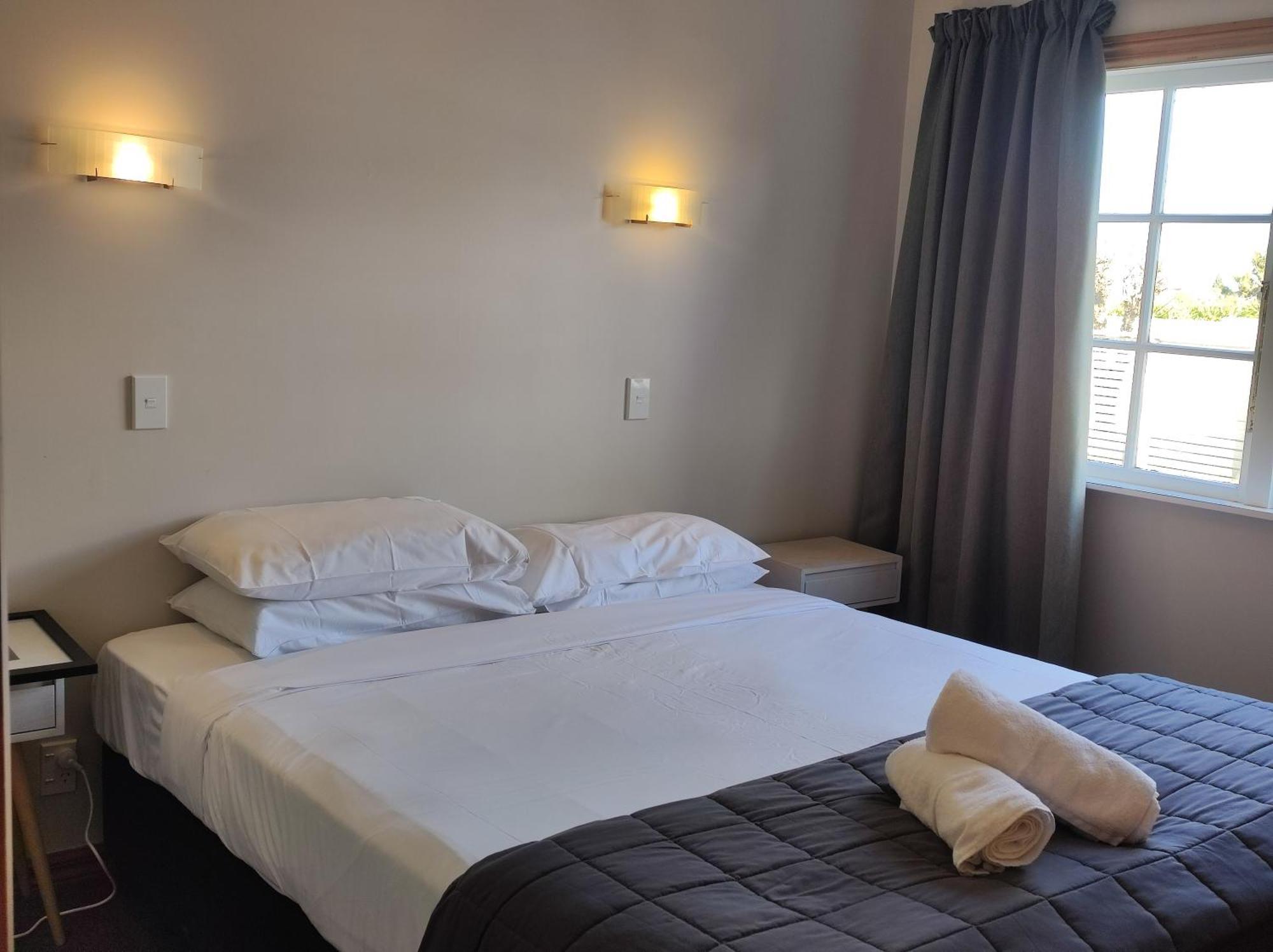 Huka Falls Resort Taupo Ngoại thất bức ảnh A room at the motel